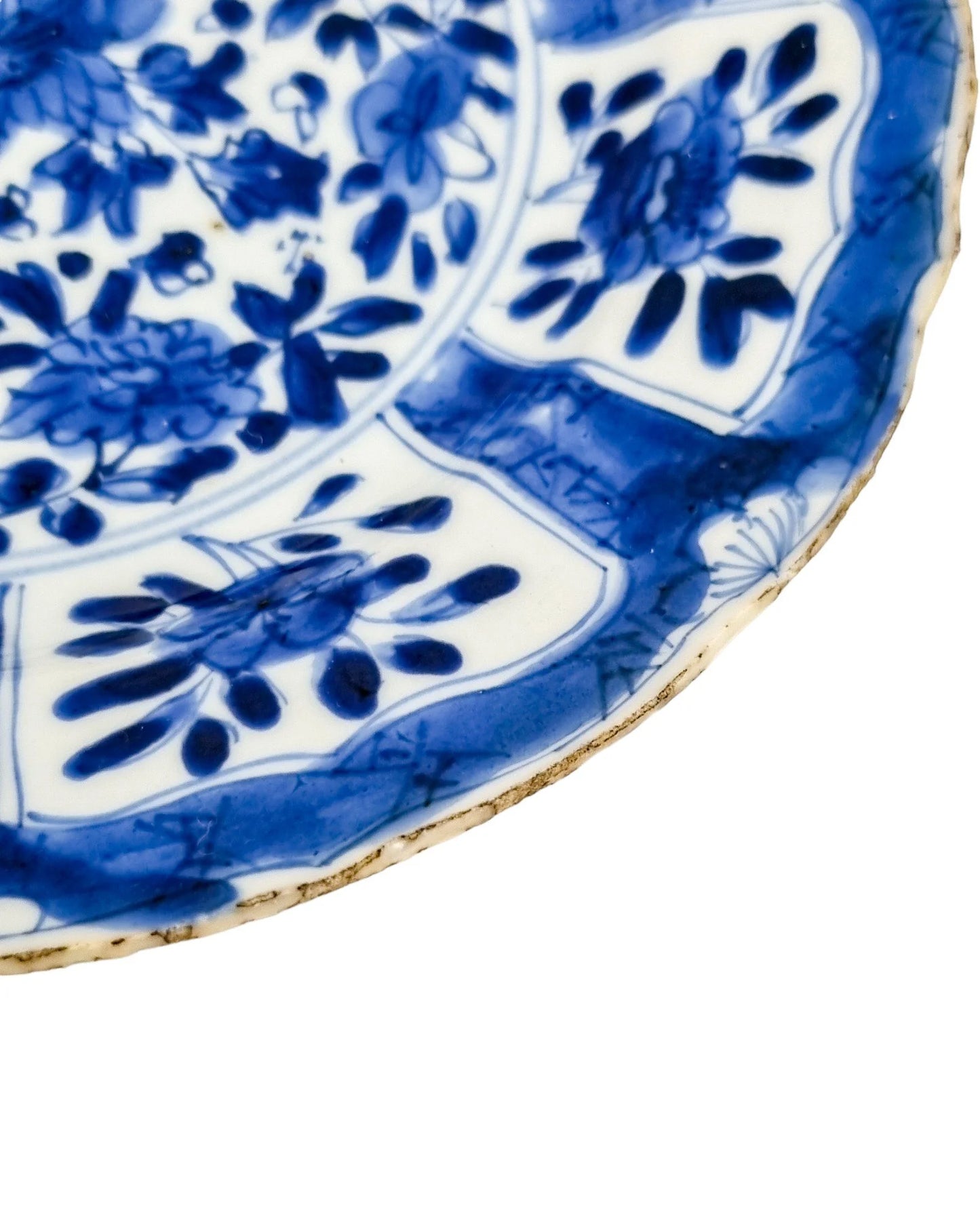 17th century Chinese Kangxi blue and white porcelain plate, Artemisia leaf mark