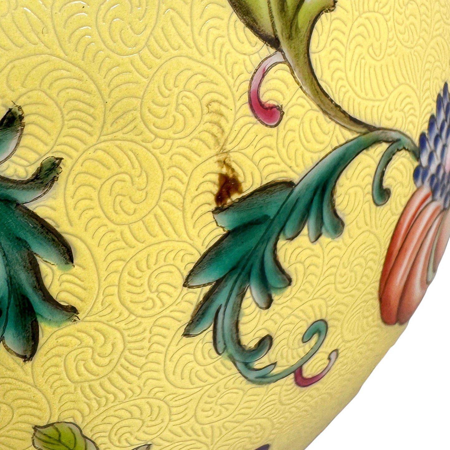 Chinese Guangxu yellow ground Yangcai floral Yuhuchunping porcelain vase in Qianlong style