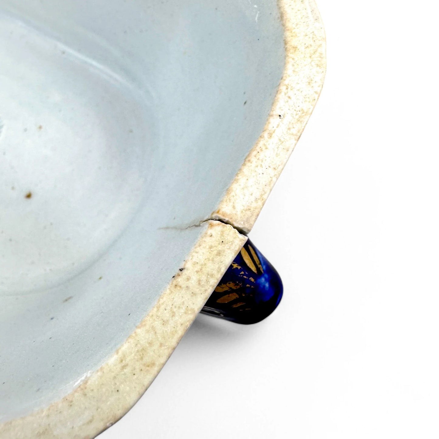 Rare Mason’s Ironstone sauce tureen, "Oyster Pattern" with turquoise base, hand-painted Regency period, circa 1815–1825