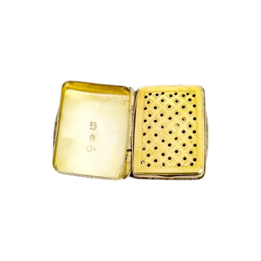 George IV vinaigrette in sterling silver gilt with floral engraving and vacant cartouche, John Thropp, 1822