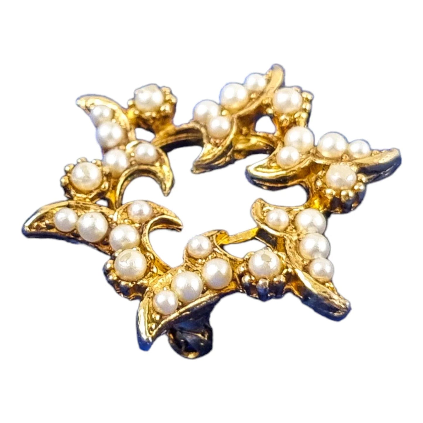 1950's estate gold plated scrolling floral star brooch set with imitation pearls, Edwardian revival