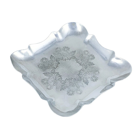 Sterling silver trinket dish in Art Nouveau style, fluted body with thistle design