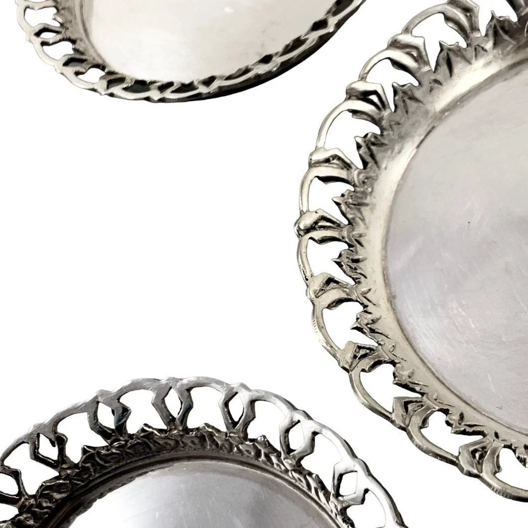 Vintage set of 5 Egyptian 900 solid silver Cairo wine bottle / glass coasters, 1950’s, lotus mark