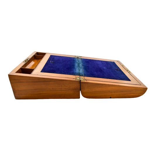 Georgian walnut Tunbridge Ware domed writing slope with mother-of-pearl cartouche and geometric marquetry