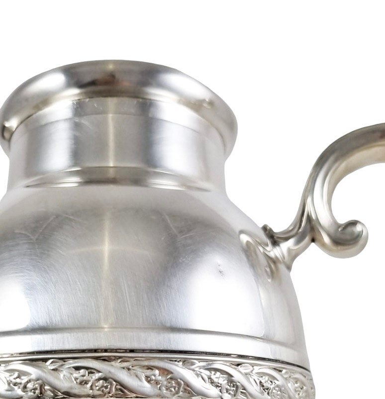 Wm. Rogers & Son huge Art Deco 1.5 L silver plated cocktail shaker “Spring Flower” 2068