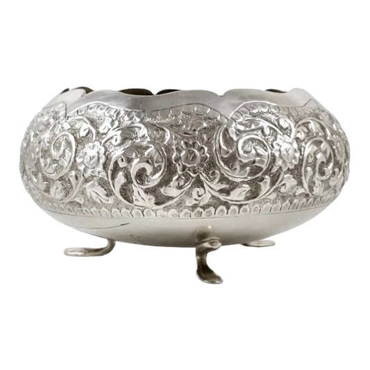 Indian Kutch sterling silver tri-foot round sugar bowl embossed flowers and foliage