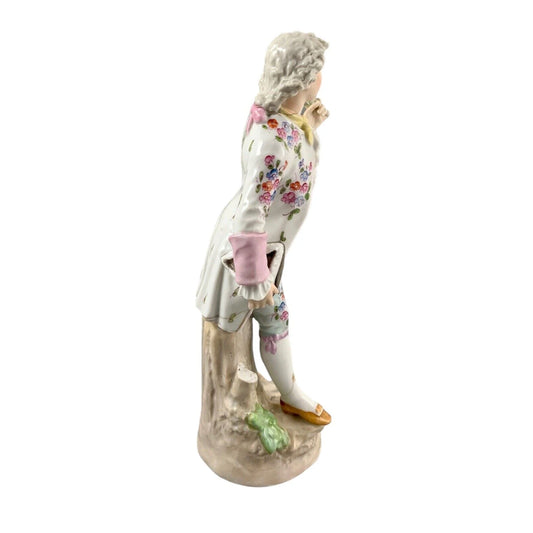 1830’s Meissen porcelain figurine of Regency dandy gentleman holding a tricorne and flowers