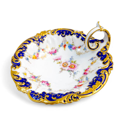 Edwardian Royal Crown Derby porcelain shell-shaped butter or caviar serving dishes