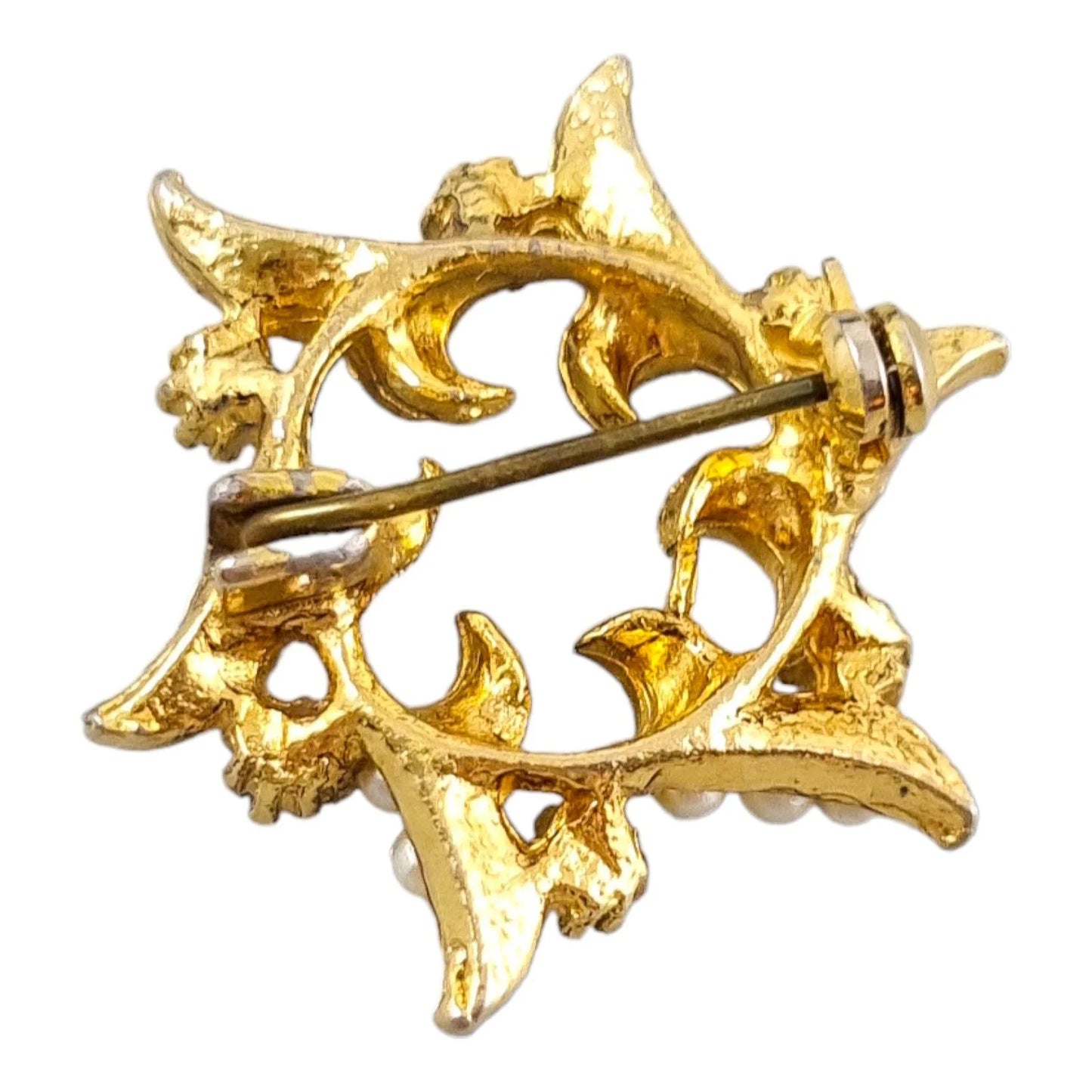 1950's estate gold plated scrolling floral star brooch set with imitation pearls, Edwardian revival