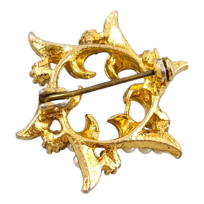 1950's estate gold plated scrolling floral star brooch set with imitation pearls, Edwardian revival