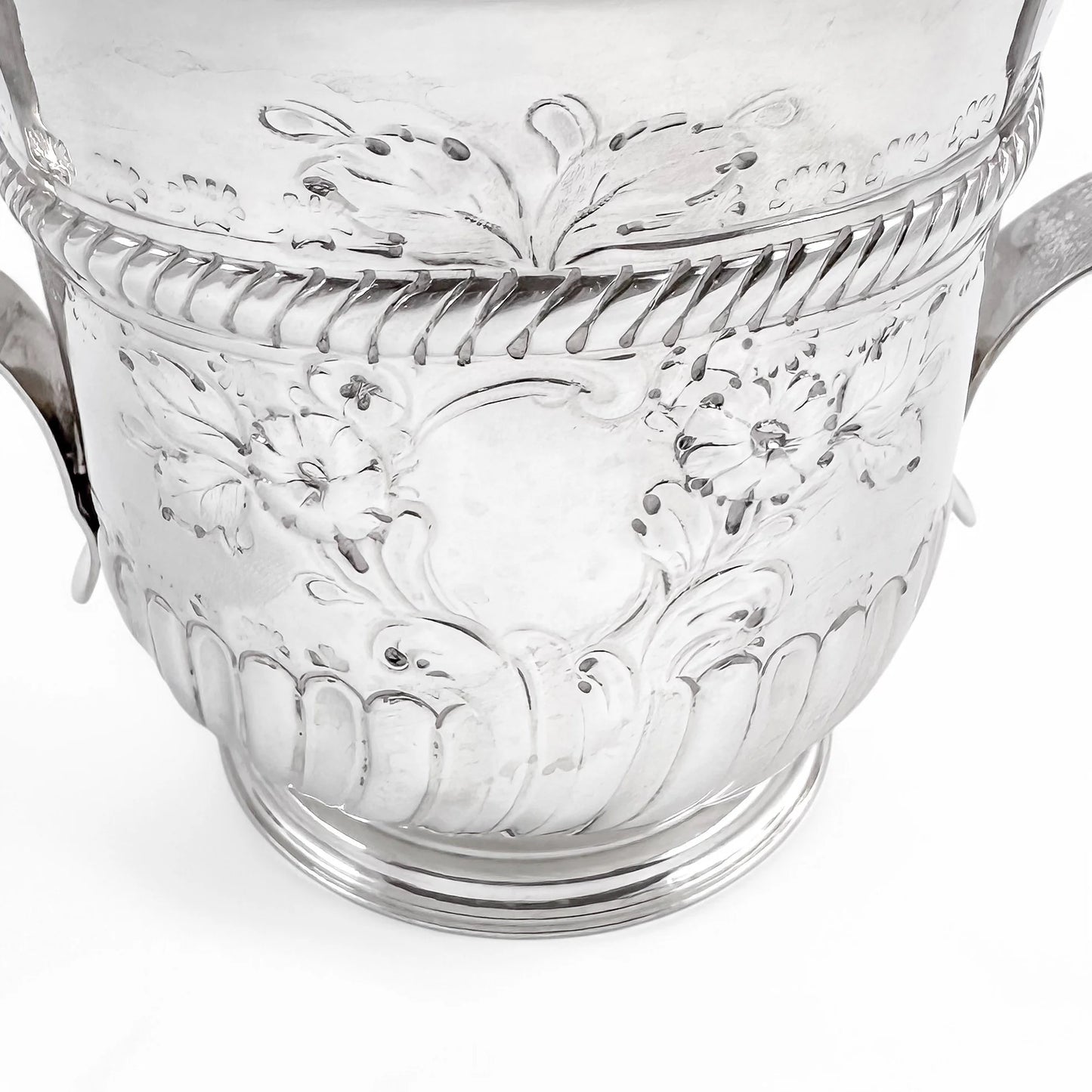 Georgian sterling silver two handled sugar bowl / porringer, William & Robert Peaston, 1761