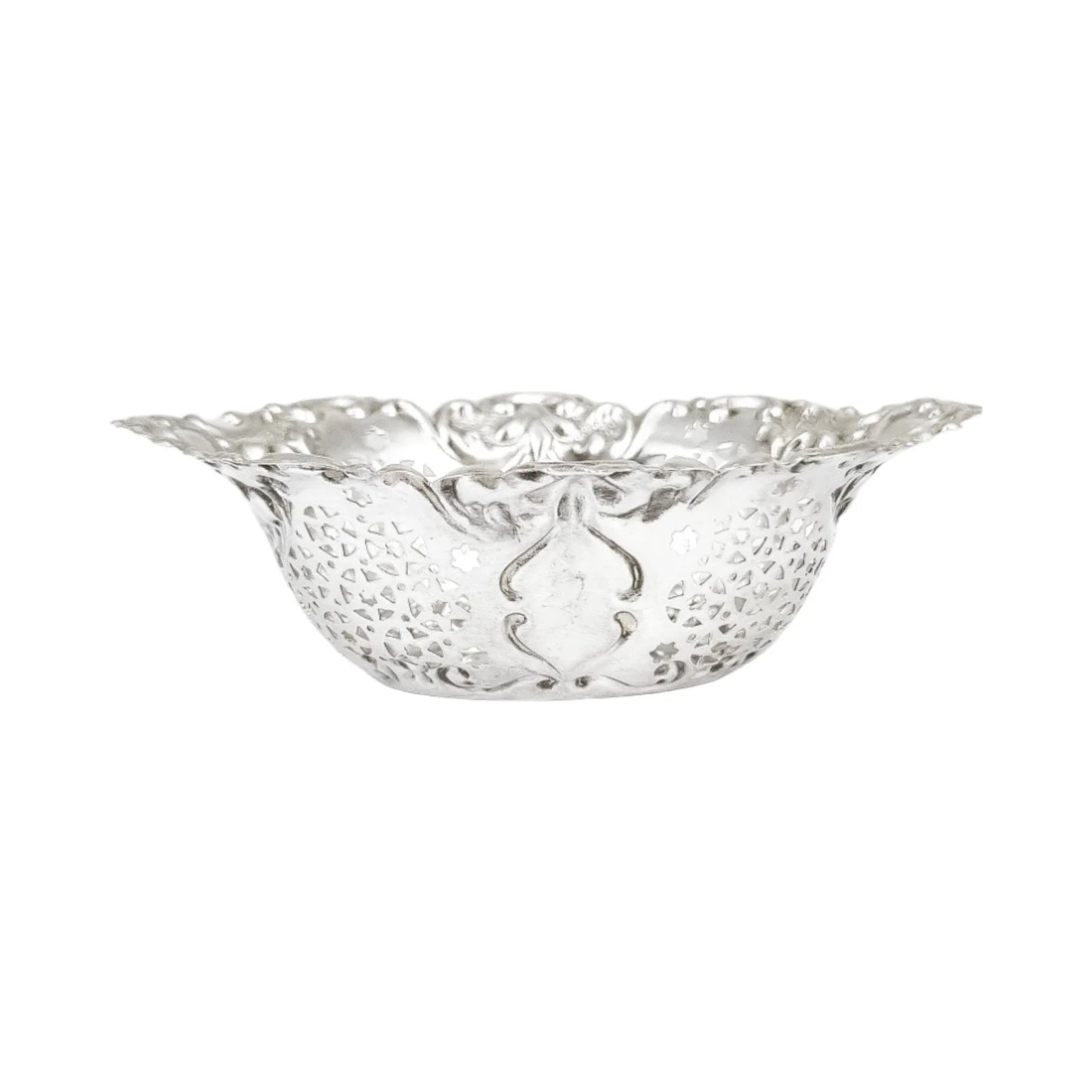 Edwardian sterling silver bonbon trinket dish bowl in Art Nouveau style, William Aitken 1906