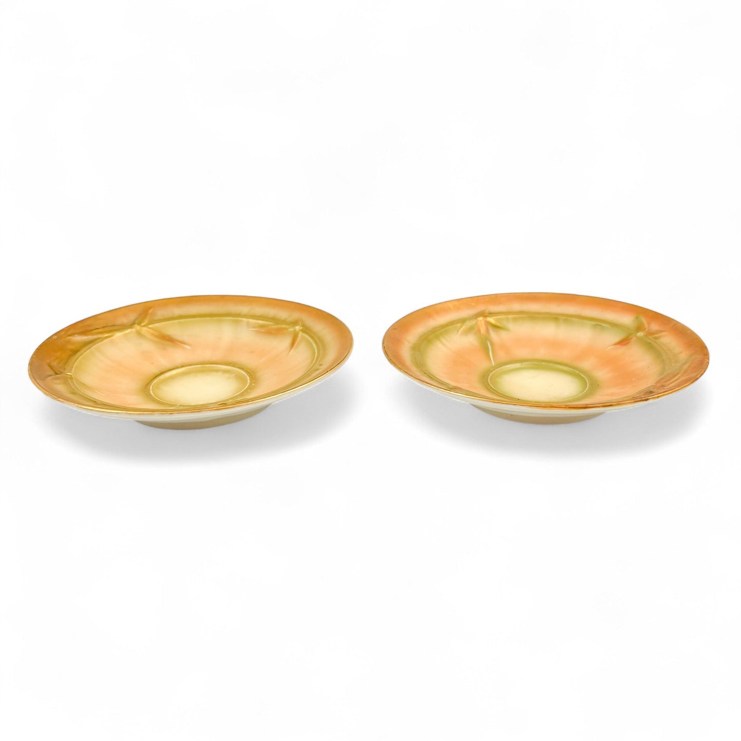Royal Worcester porcelain tea cup and saucers, 1891–1902