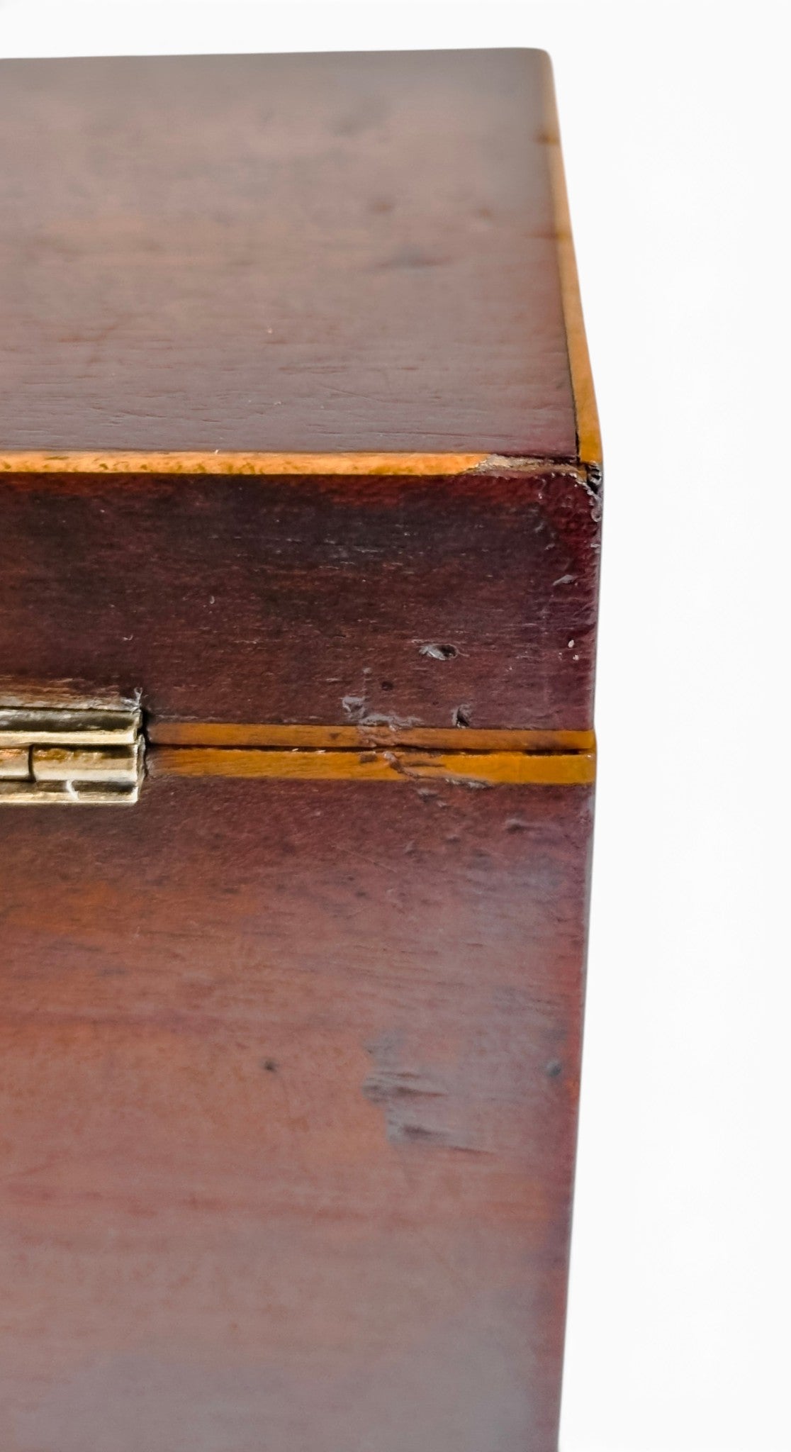 Victorian mahogany tea caddy, working lock and key
