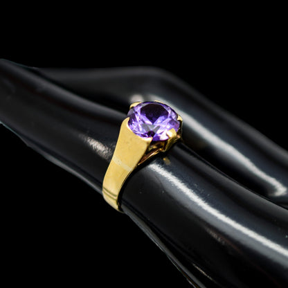 Vintage 9k yellow gold 4.8ct alexandrite sapphire colour-change statement ring, size N
