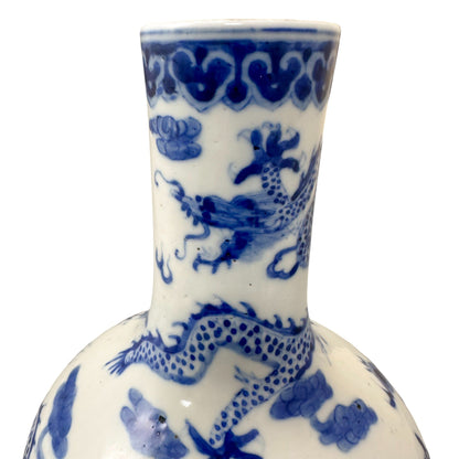 Chinese Guangxu period Kangxi revival blue and white dragon bottle porcelain vase