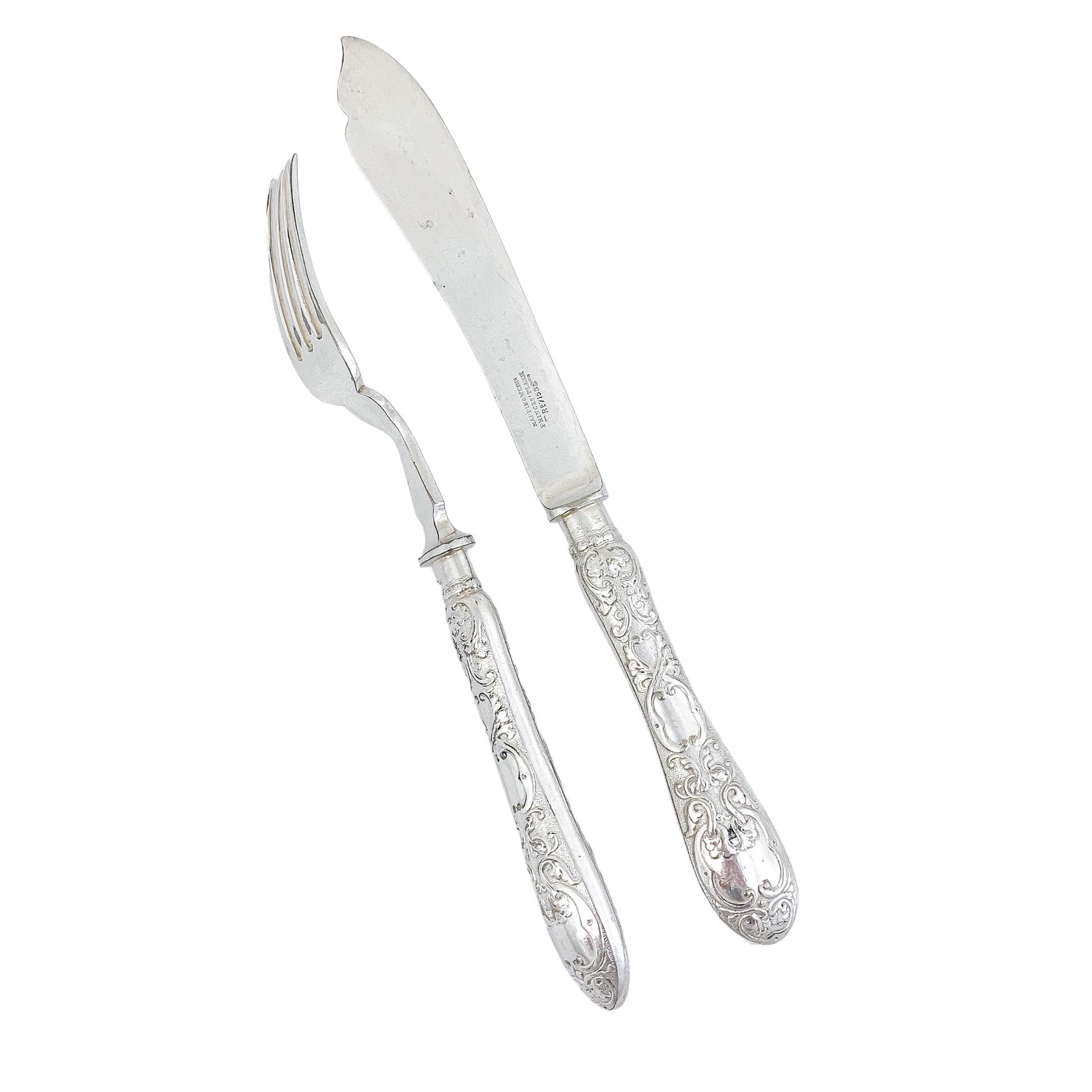 Late Victorian Mappin & Webb silver plated 24 piece 12 person fish cutlery set in oak canteen