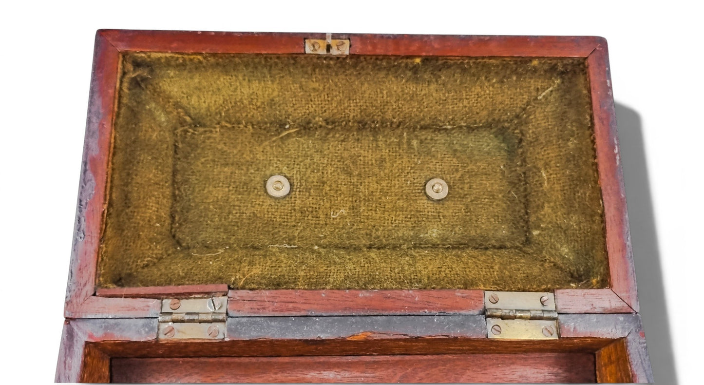 George III mahogany tea caddy, satinwood marquetry