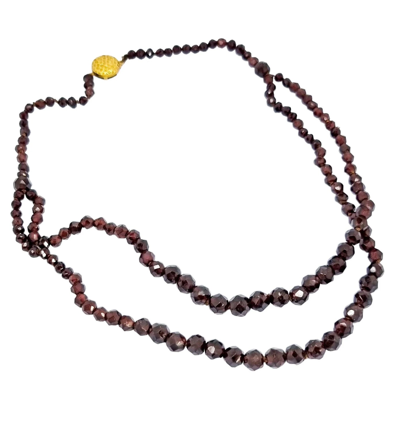Antique Belle Époque double strand garnet necklace with gold clasp