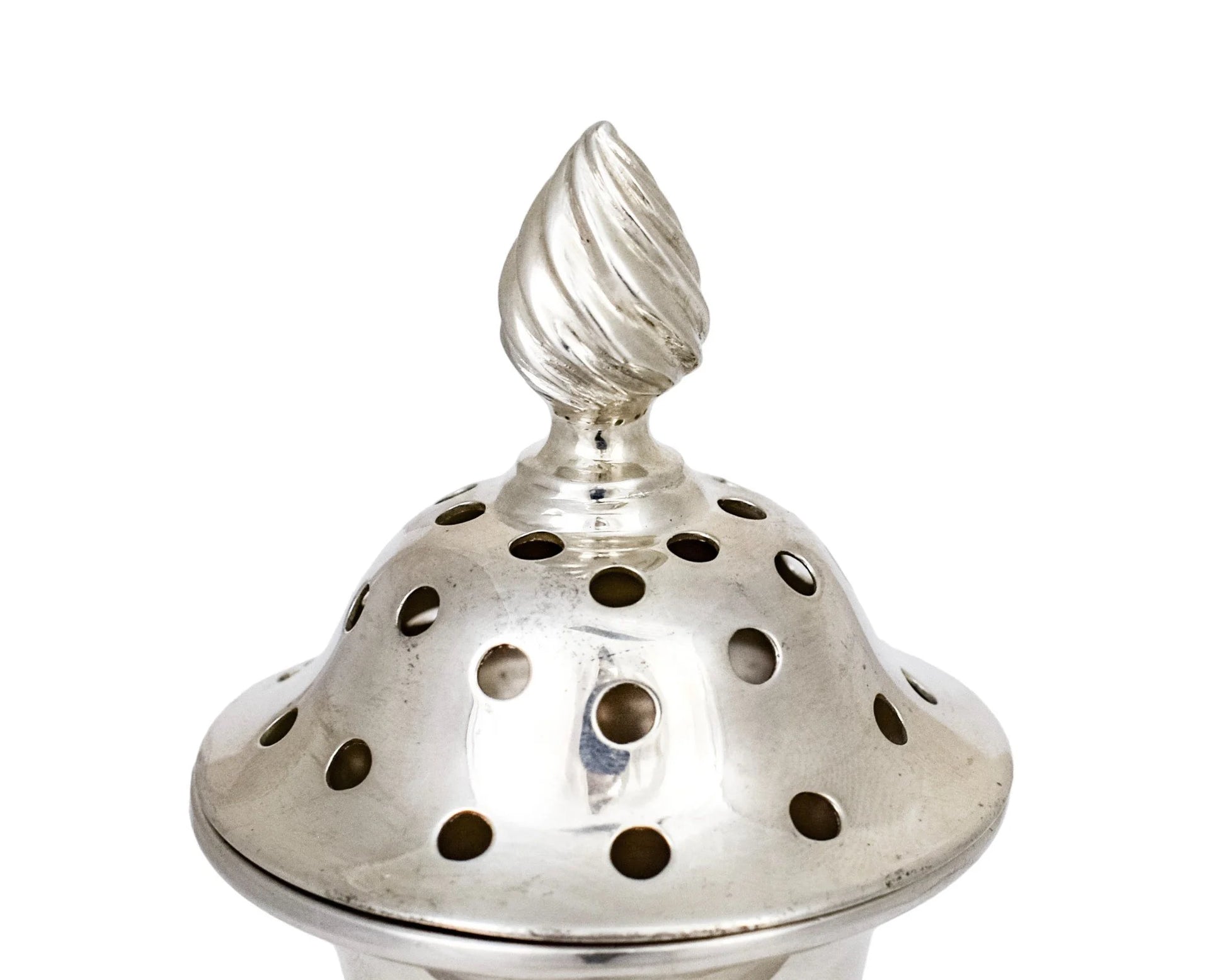 Large Edwardian sterling silver sugar shaker / sifter / caster, Chester, 1906