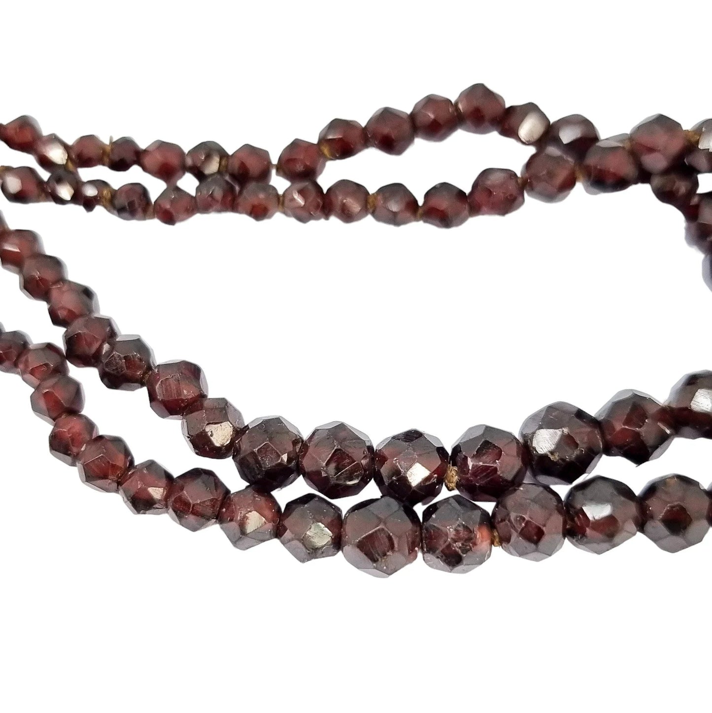 Antique Belle Époque double strand garnet necklace with gold clasp