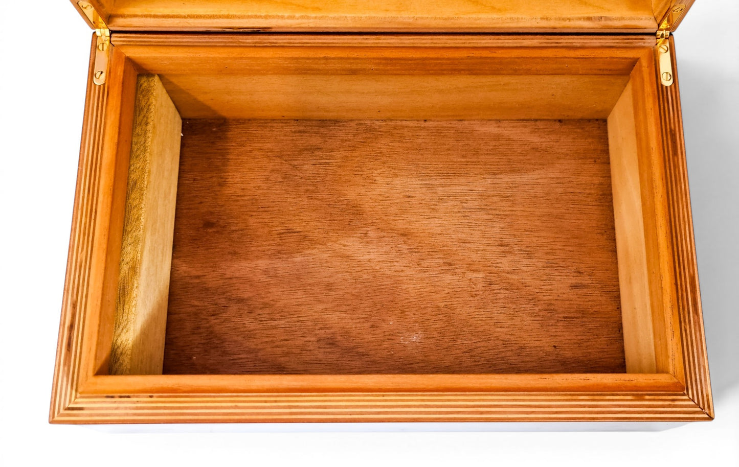 Savoy pearwood storage box, Spanish cedar interior