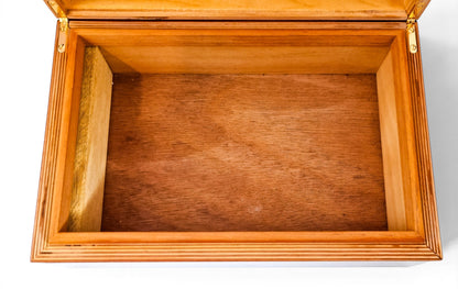 Savoy pearwood storage box, Spanish cedar interior