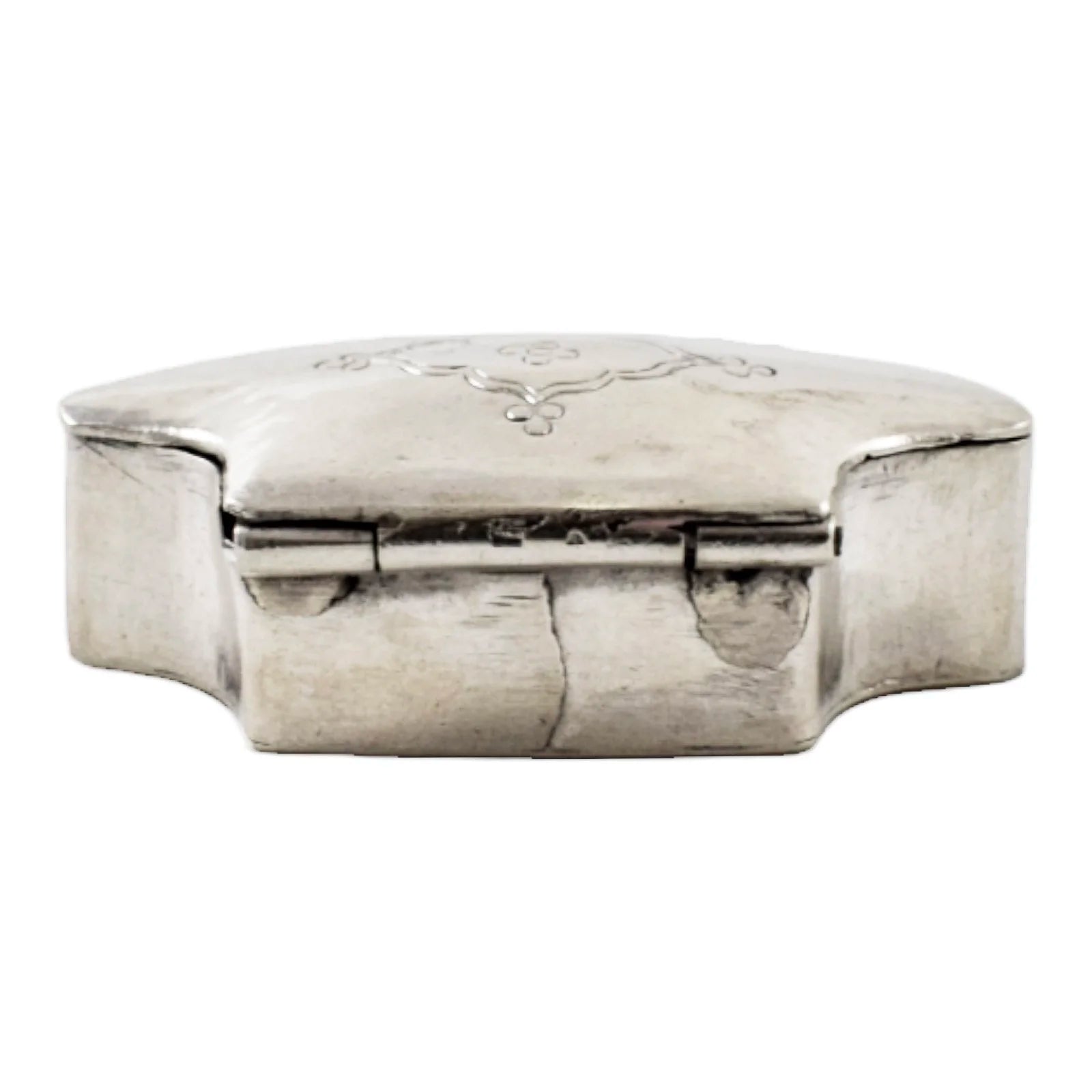 Antique Indian silver fluted oval pill snuff box with domed floral lid