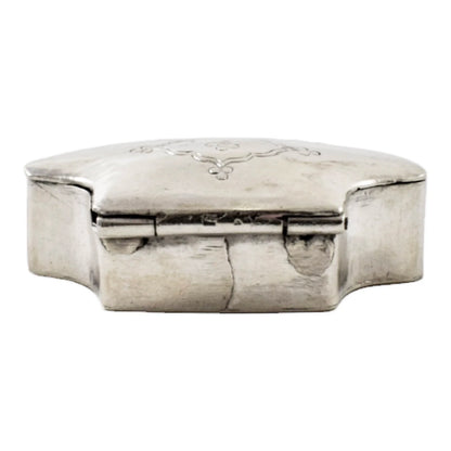 Antique Indian silver fluted oval pill snuff box with domed floral lid