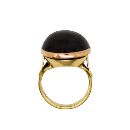 Victorian 9ct yellow gold 32ct red garnet cabochon statement ring, size M ½