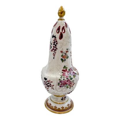 19th century Samson of Paris porcelain Chinese Export style armorial muffineer