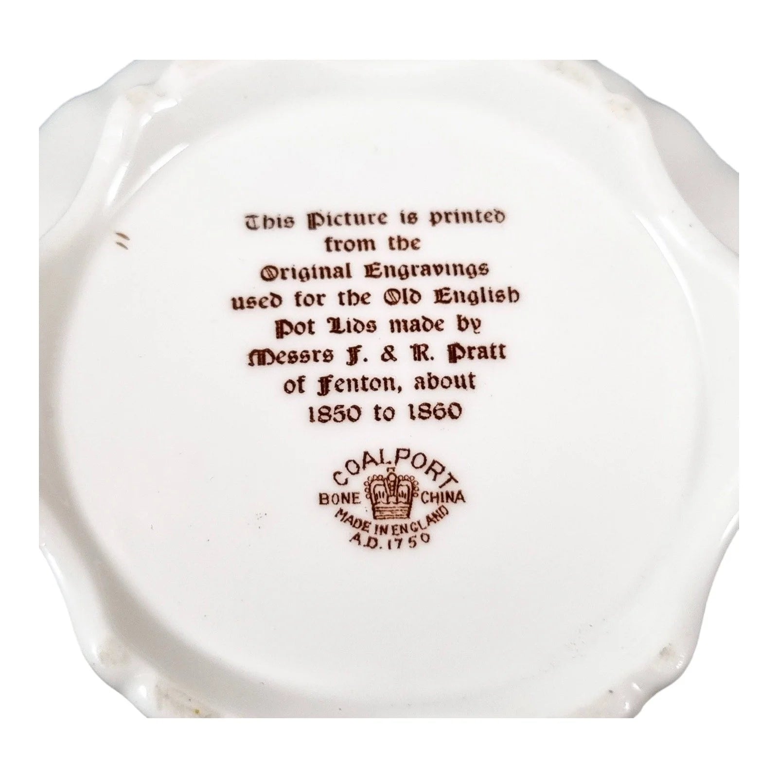 Coalport fine bone china large box hand-painted with gilt acorns and oak leaves