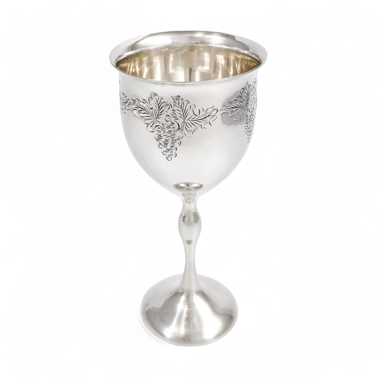Vintage English sterling silver Kiddush cup with grapevine engraving, Jewish ceremonial goblet, 1969