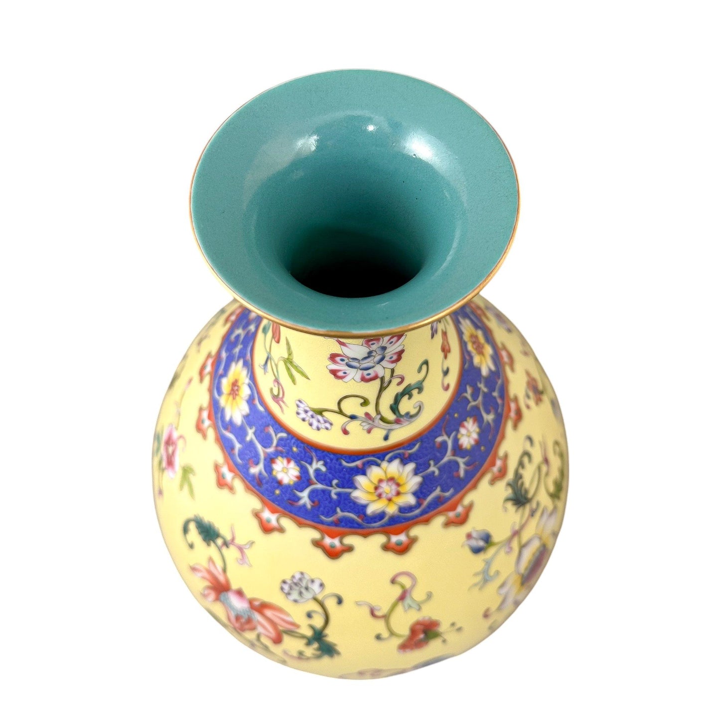 Chinese Guangxu yellow ground Yangcai floral Yuhuchunping porcelain vase in Qianlong style