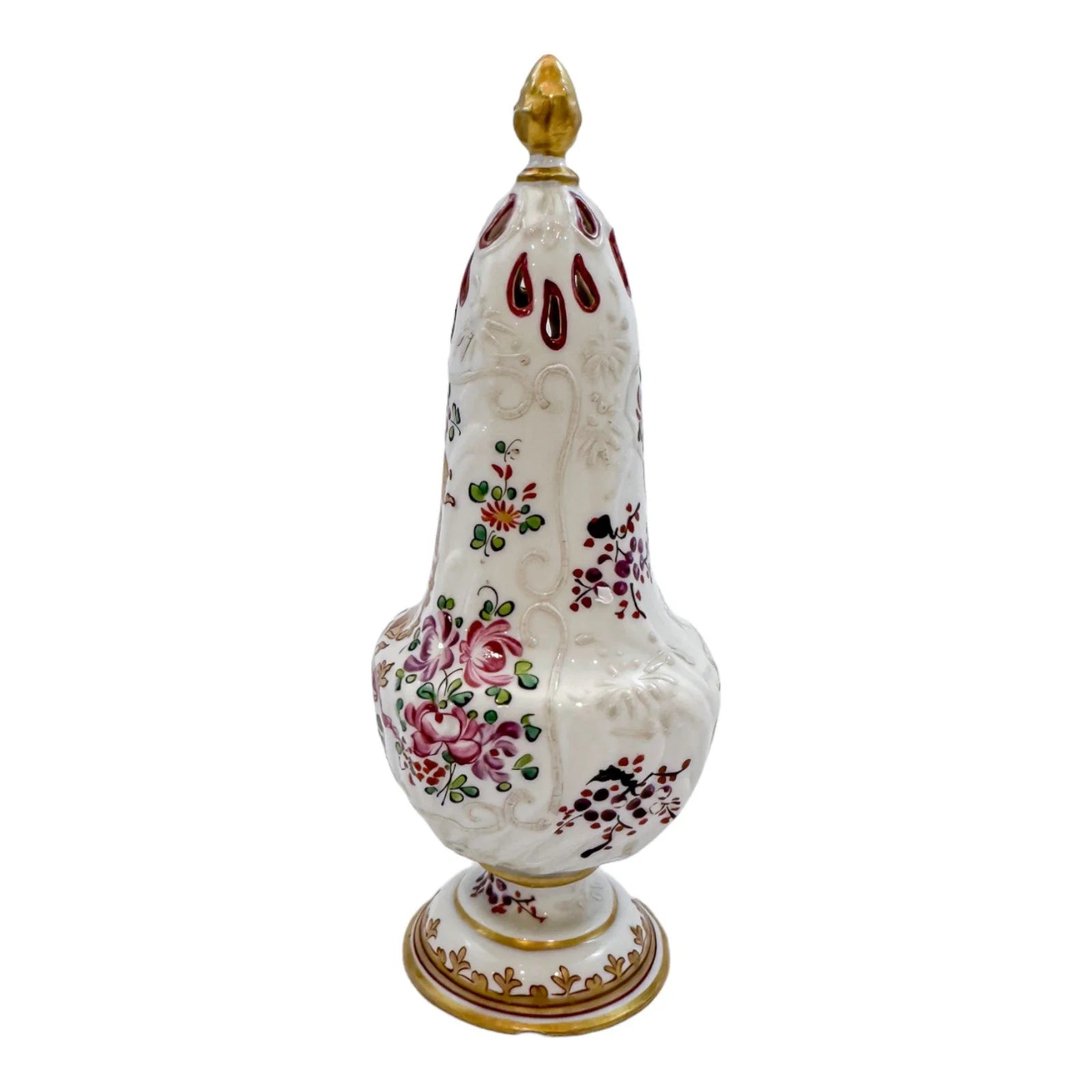 19th century Samson of Paris porcelain Chinese Export style armorial muffineer