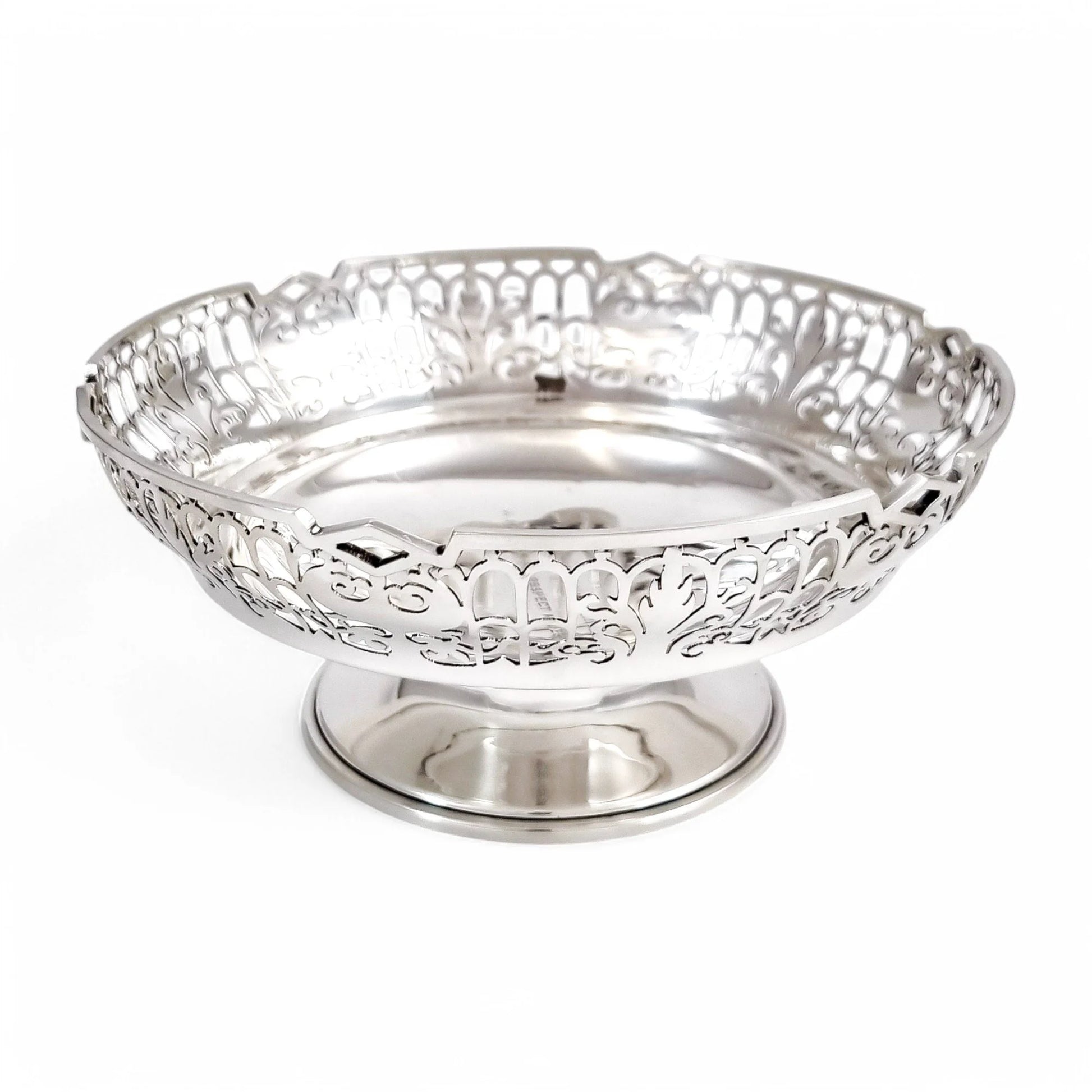 Large sterling silver pedestal basket with pierced foliate and trellis decoration, Sheffield 1953