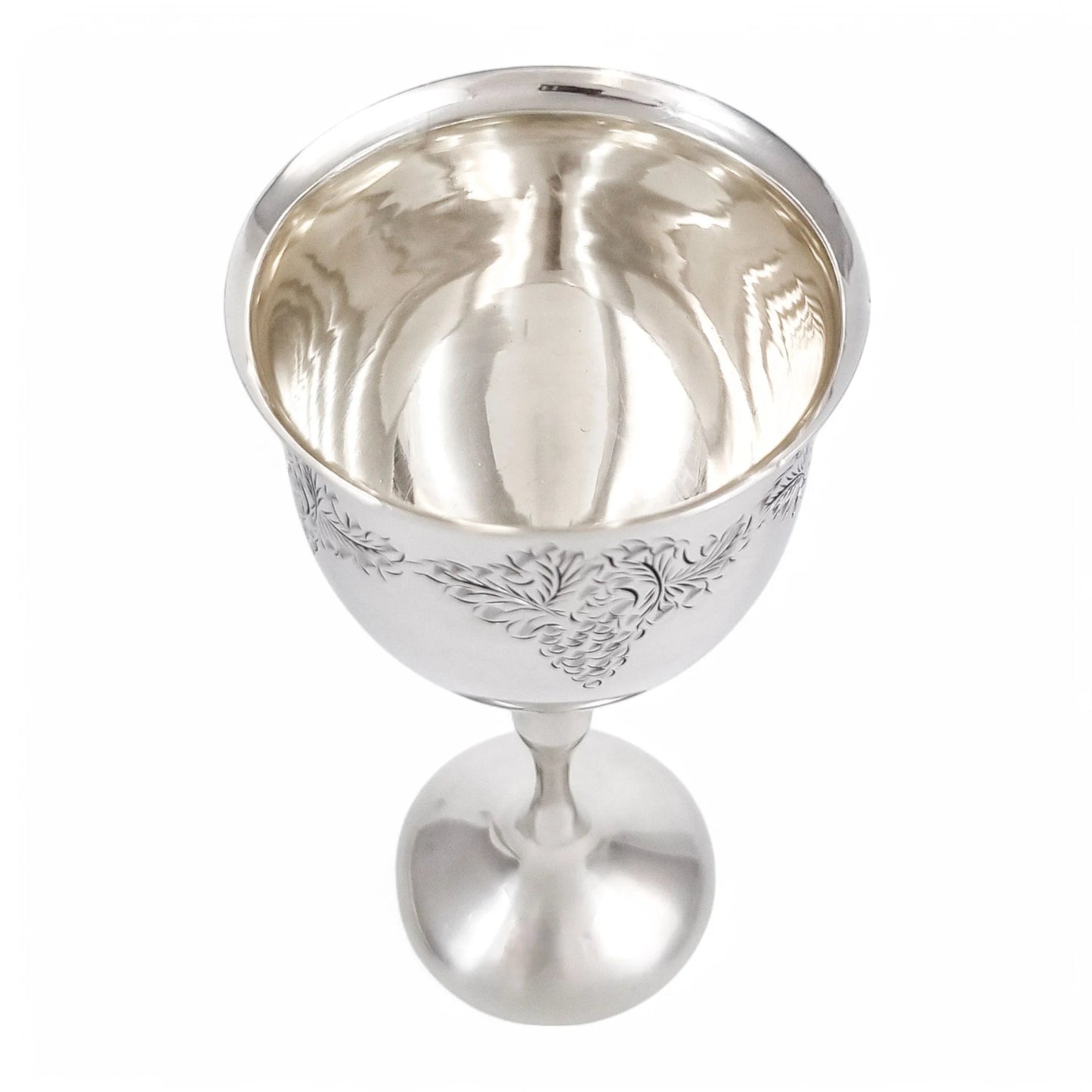 Vintage English sterling silver Kiddush cup with grapevine engraving, Jewish ceremonial goblet, 1969
