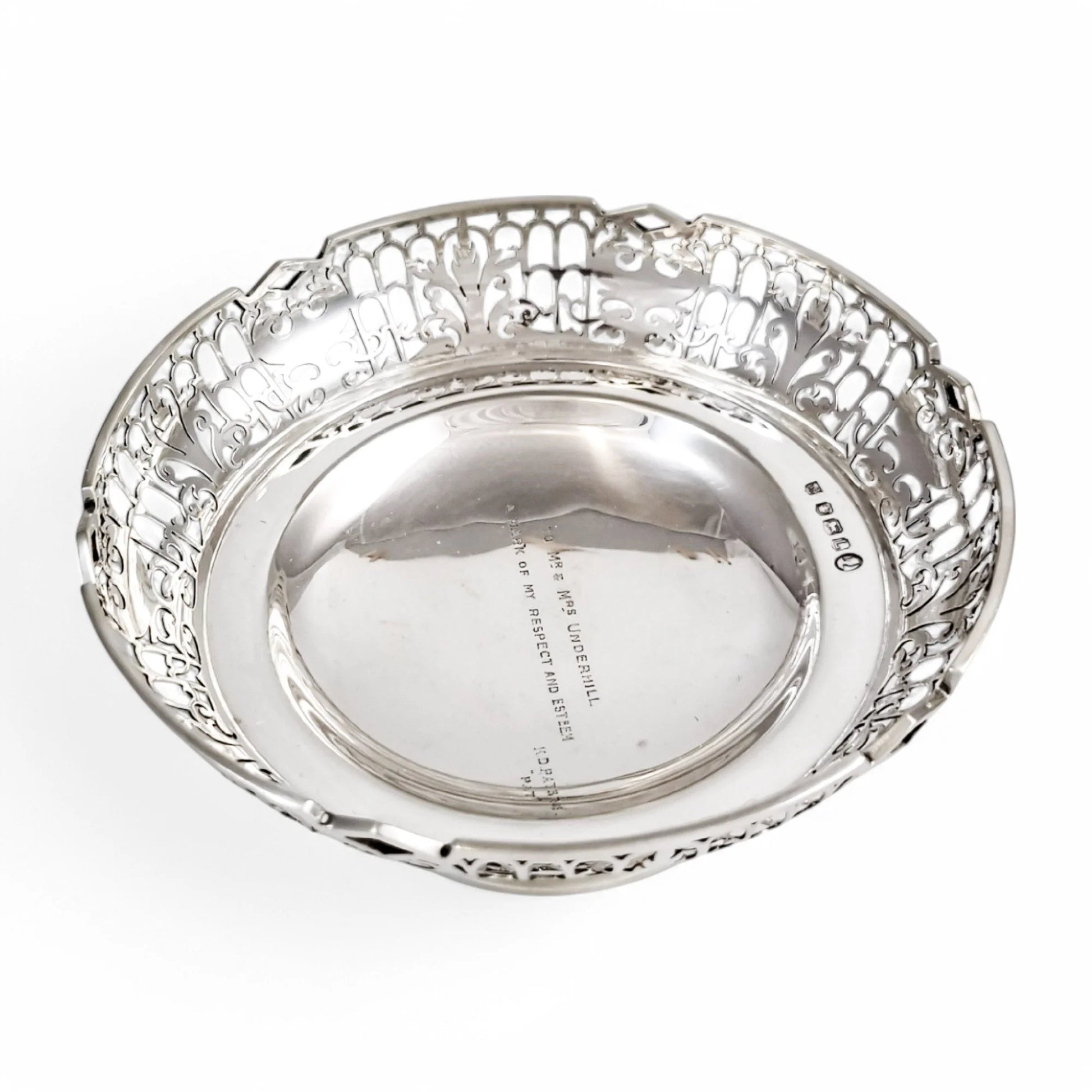 Large sterling silver pedestal basket with pierced foliate and trellis decoration, Sheffield 1953