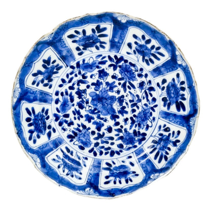 17th century Chinese Kangxi blue and white porcelain plate, Artemisia leaf mark