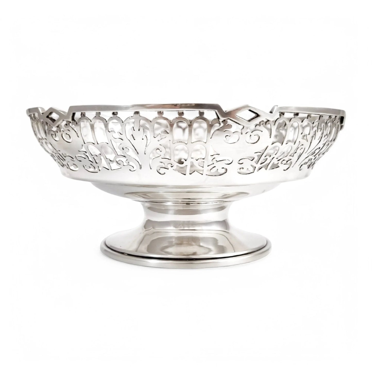 Large sterling silver pedestal basket with pierced foliate and trellis decoration, Sheffield 1953