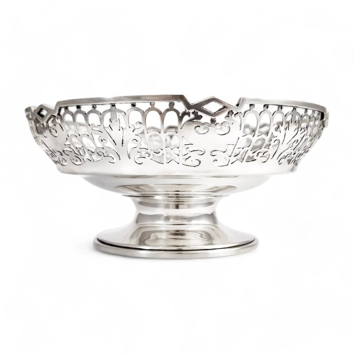 Large sterling silver pedestal basket with pierced foliate and trellis decoration, Sheffield 1953