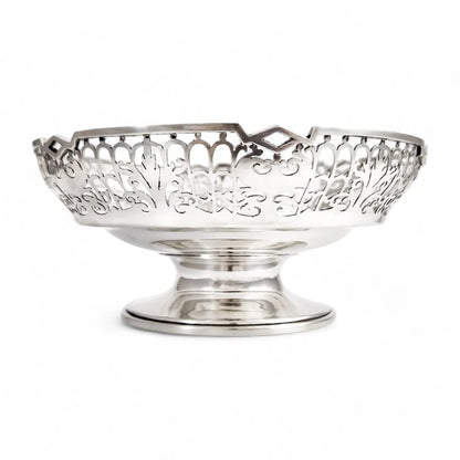 Large sterling silver pedestal basket with pierced foliate and trellis decoration, Sheffield 1953