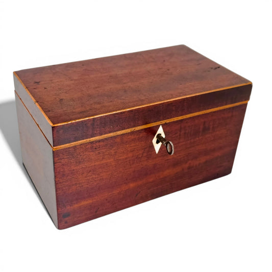 Victorian mahogany tea caddy, working lock and key