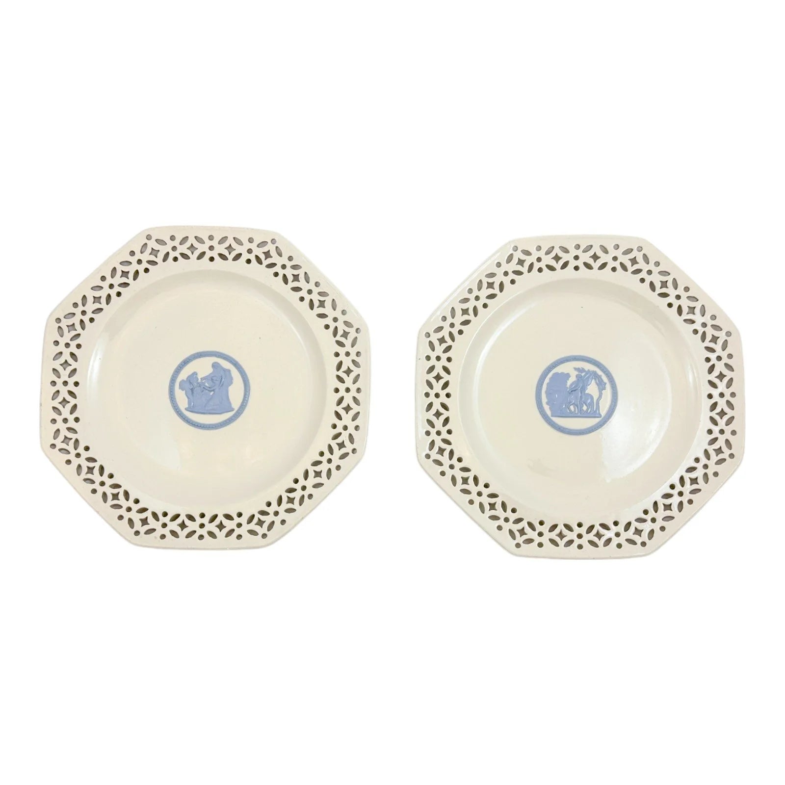 Pair of mid-Victorian Wedgwood Queen's Ware porcelain Neoclassical octagonal plates