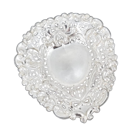 Edwardian sterling silver heart-shaped bonbon dish with bows