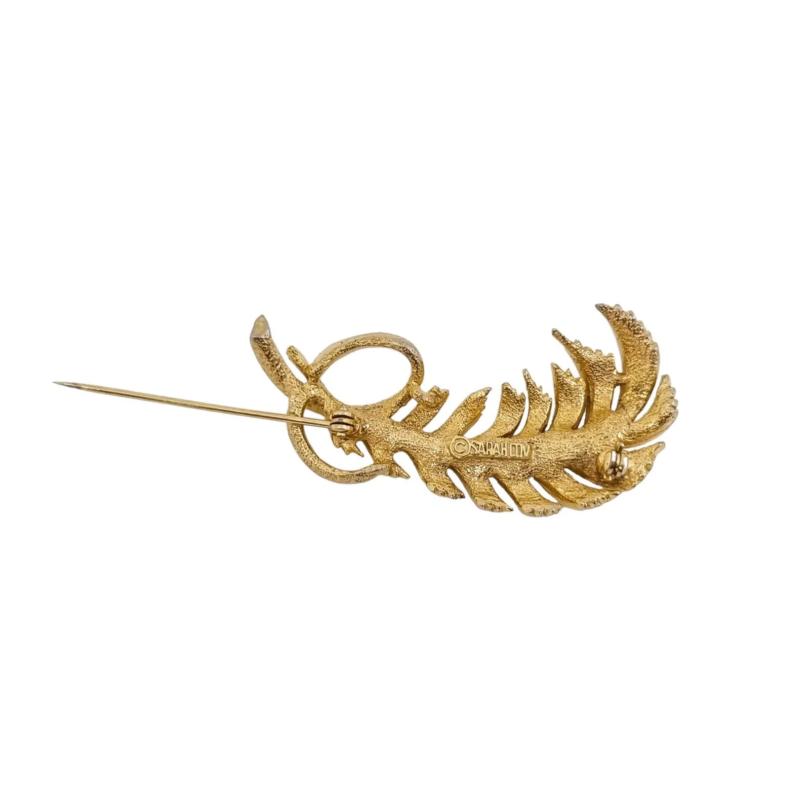 Vintage retro 1950's gold tone Sarah Coventry feather brooch