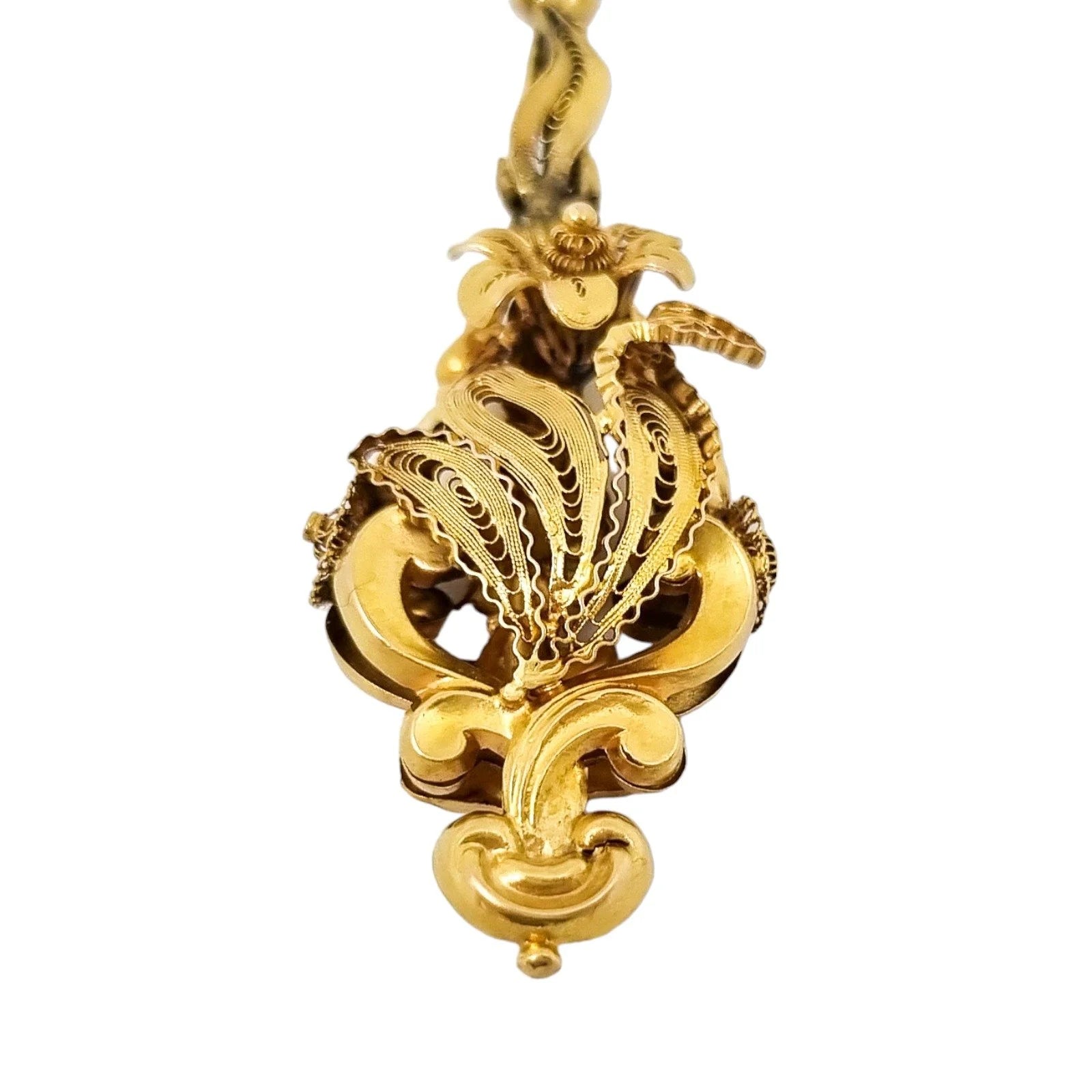 1820’s Georgian pinchbeck gold torpedo chandelier pendant decorated with cannetille and filigree