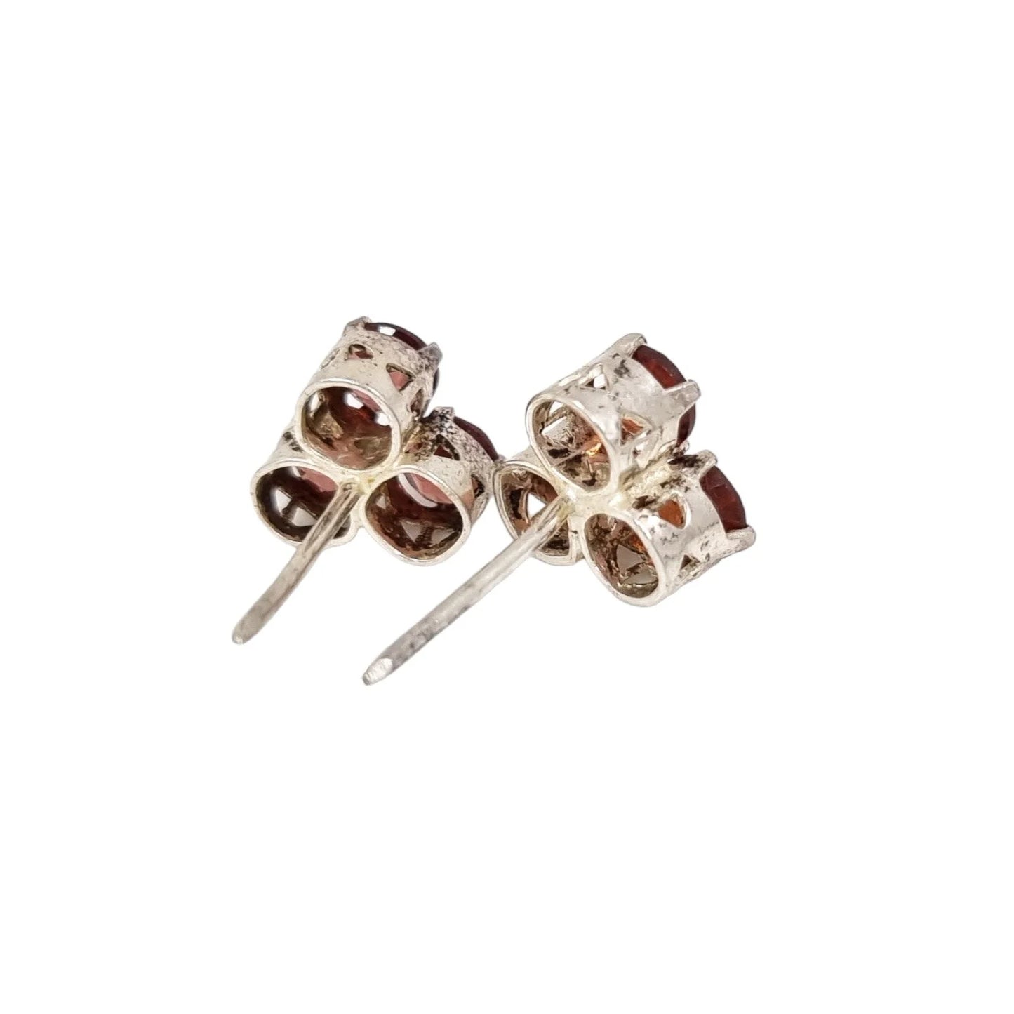 Vintage sterling silver 3 stone red garnet cluster stud earrings, round-cut