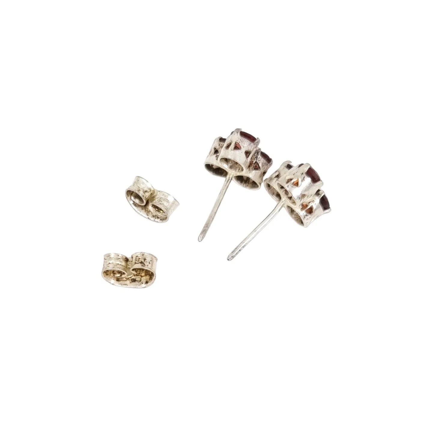 Vintage sterling silver 3 stone red garnet cluster stud earrings, round-cut
