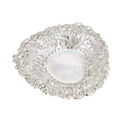 Edwardian sterling silver heart-shaped bonbon dish with bows